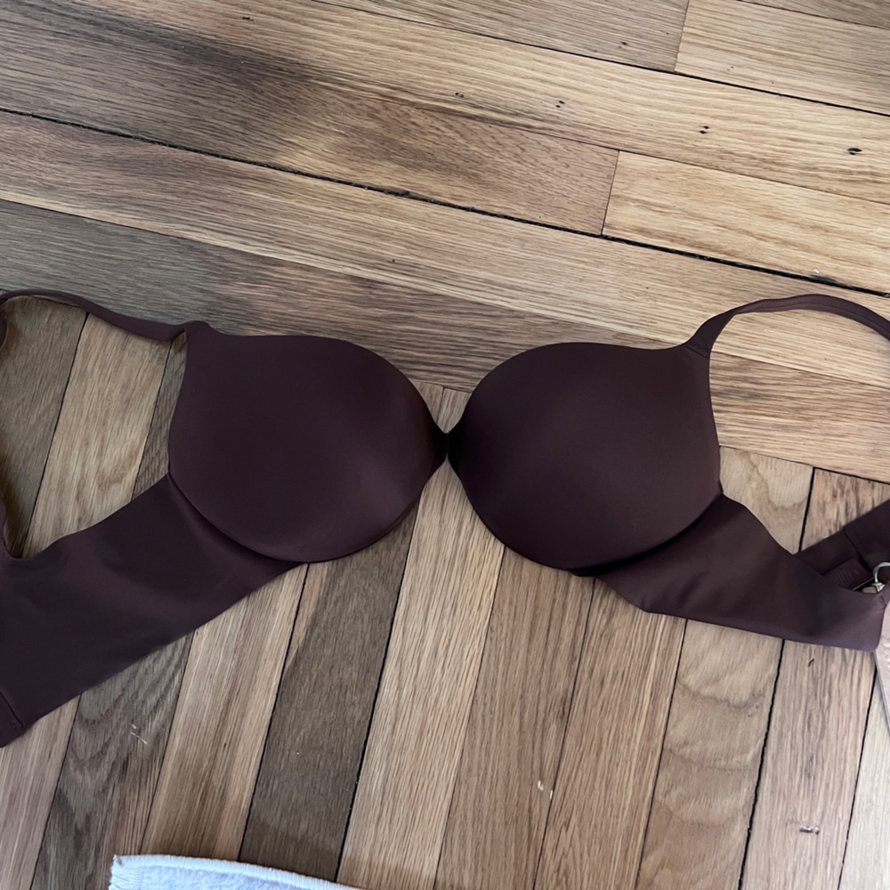 Skims Chocolate Brown Smooth T-Shirt Bra